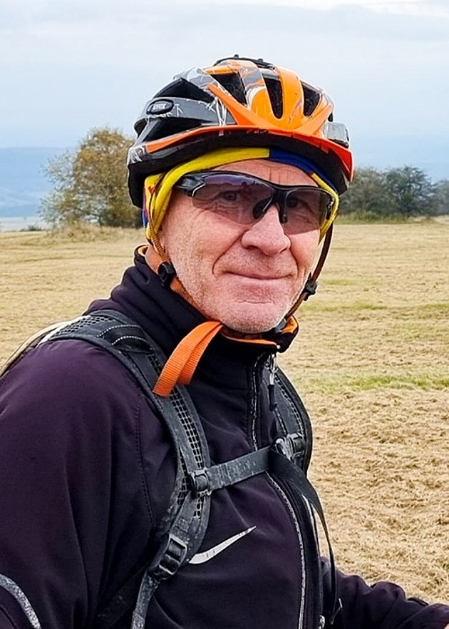 Abbildung zeigt den Fitnessbäcker-Trainer Harald Döppner.